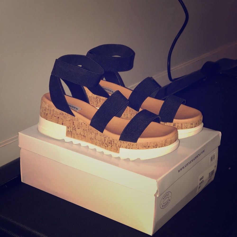Steve Madden Bandi Platform Wedge